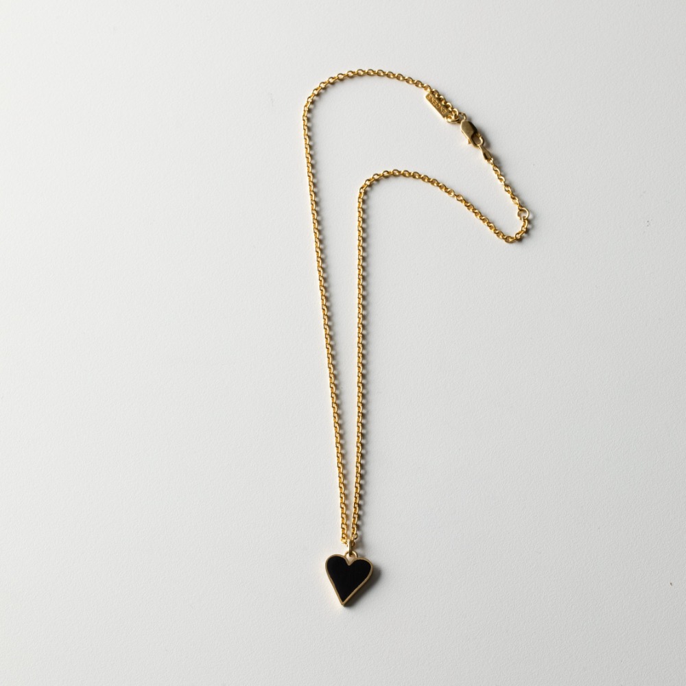 Black heart  pendant necklaces (Row chain)